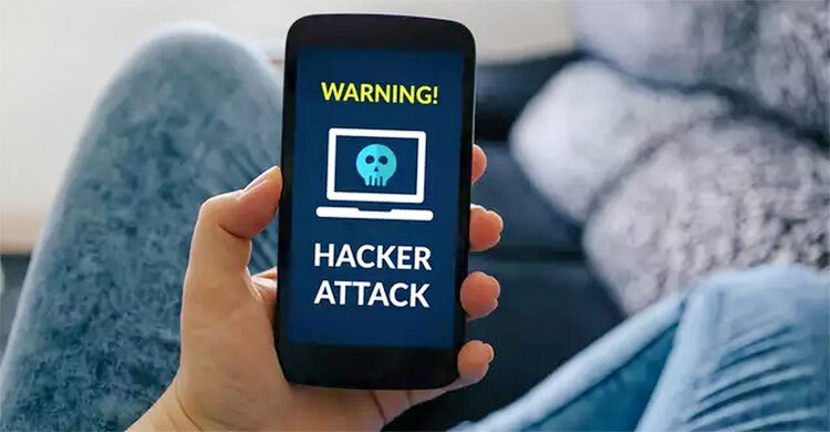 আপনার ফোন হ্যাকারের নিয়ন্ত্রণে কি না বুঝবেন যেভাবে